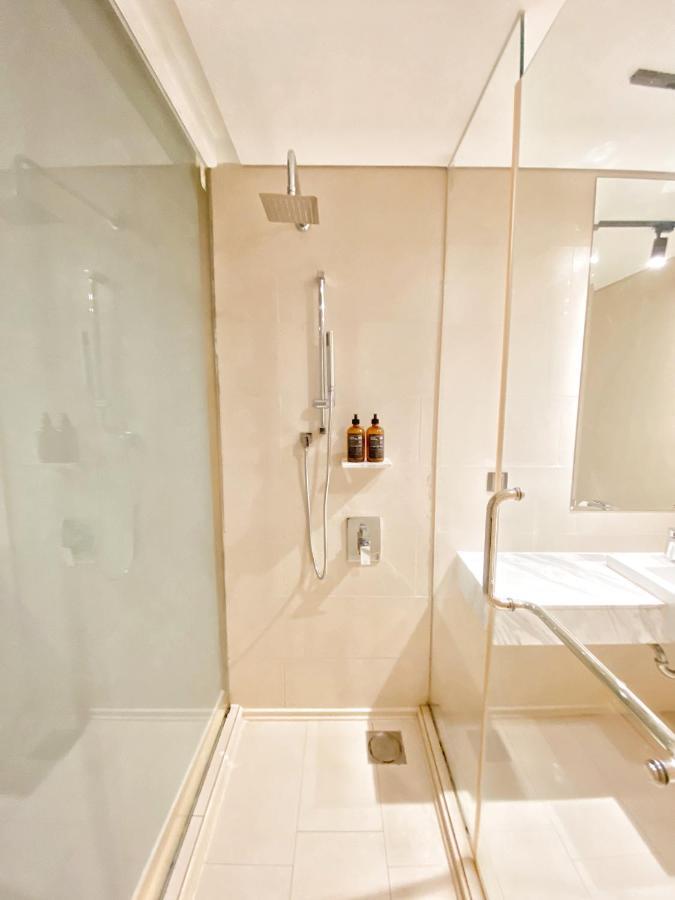 Straits Suite By C Homestay Malacca ภายนอก รูปภาพ
