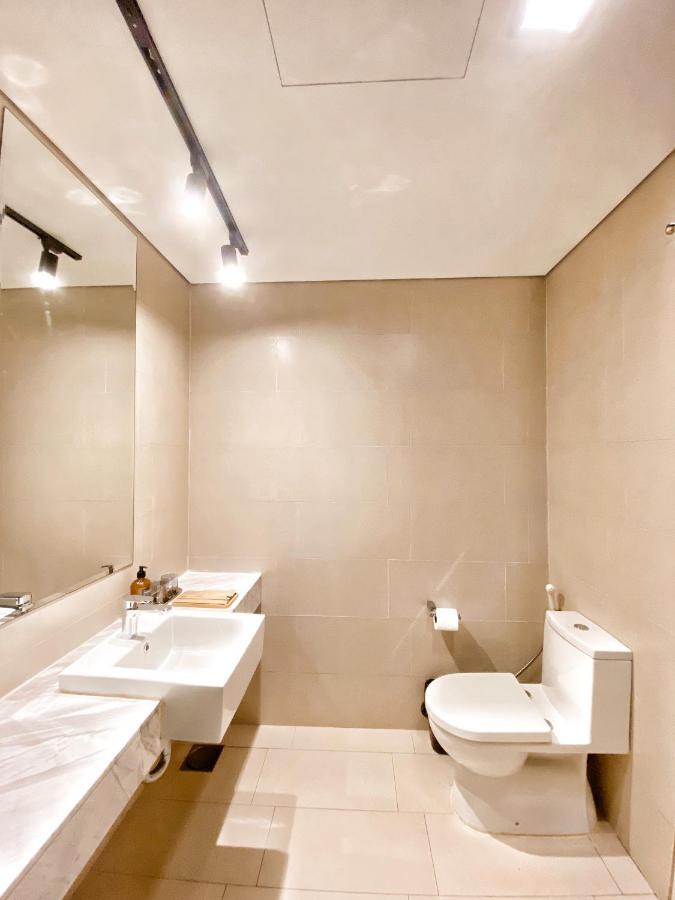 Straits Suite By C Homestay Malacca ภายนอก รูปภาพ