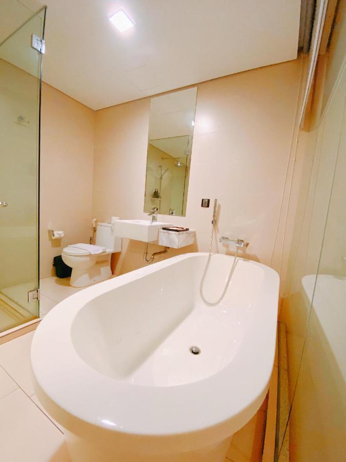Straits Suite By C Homestay Malacca ภายนอก รูปภาพ