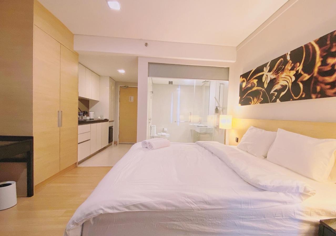 Straits Suite By C Homestay Malacca ภายนอก รูปภาพ