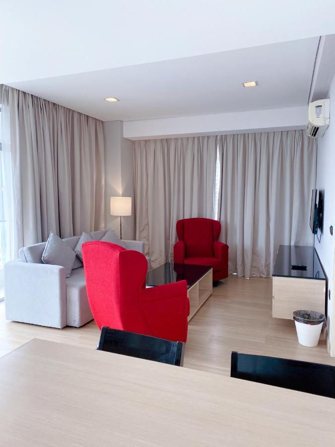 Straits Suite By C Homestay Malacca ภายนอก รูปภาพ