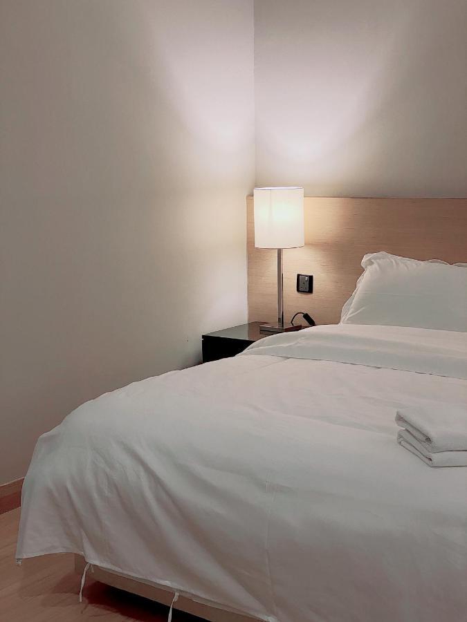 Straits Suite By C Homestay Malacca ภายนอก รูปภาพ